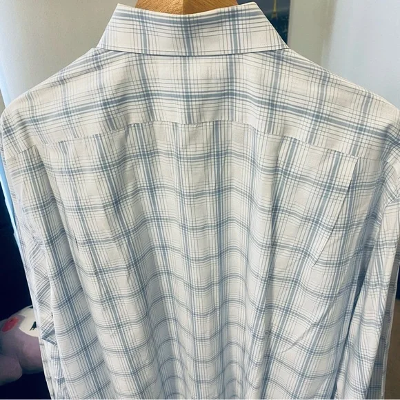 LACOSTE MENS CASUAL BUTTON DOWN SHIRT. BLUE WHITE PLAID SZ 44 P 25 LENGTH 32 EUC - Picture 5 of 6